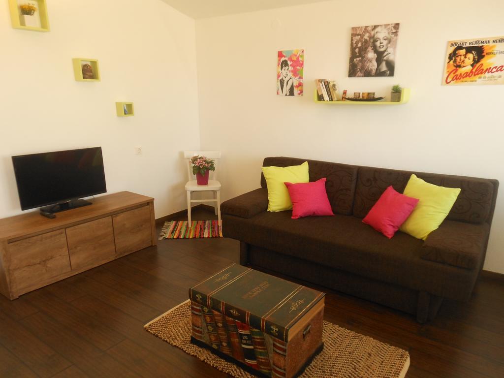 Apartments Marino Povljana Esterno foto